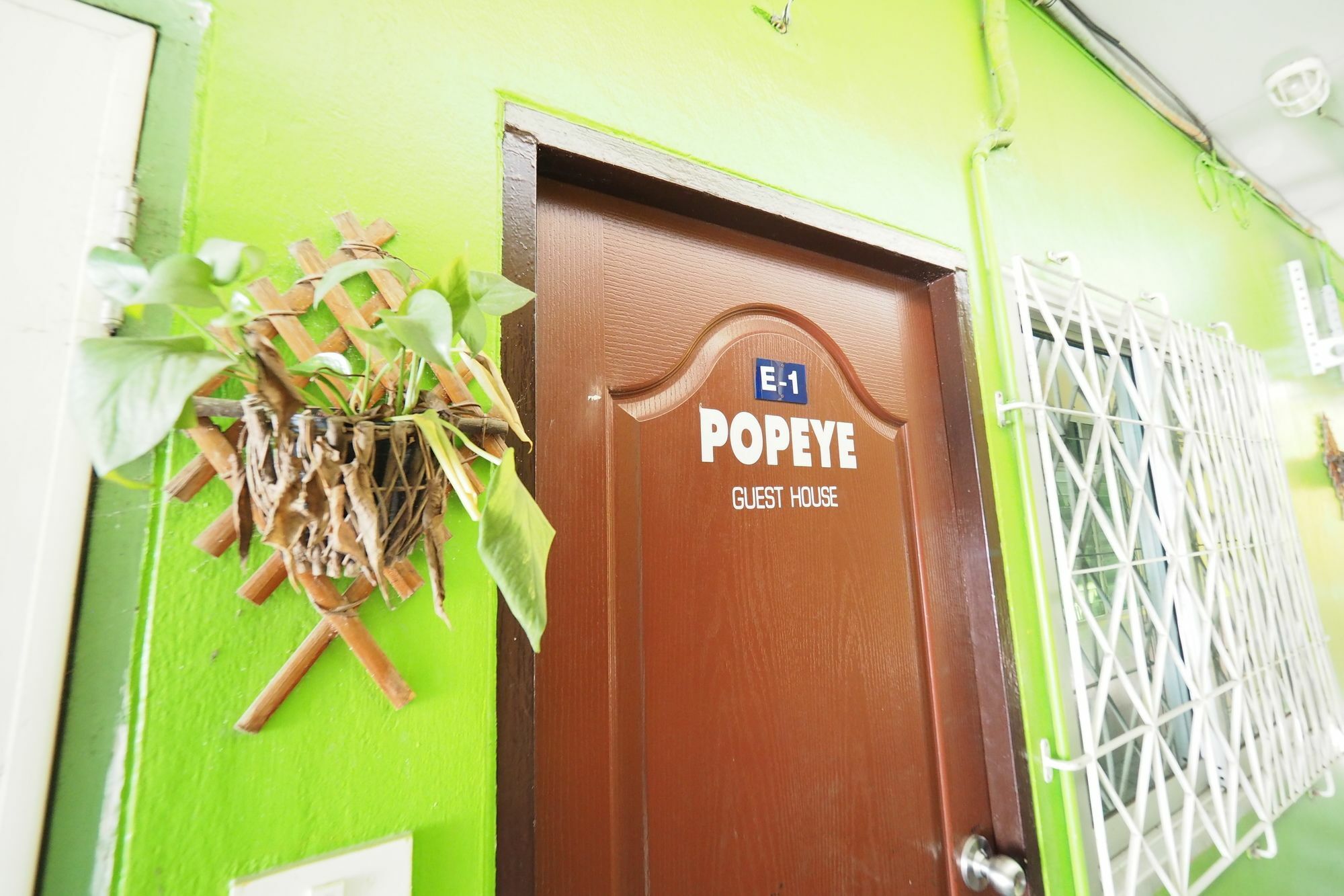 Popeye Guesthouse Ao Nang Екстер'єр фото